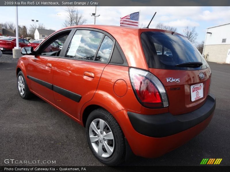 Sunset Orange / Gray 2009 Kia Rio Rio5 LX Hatchback