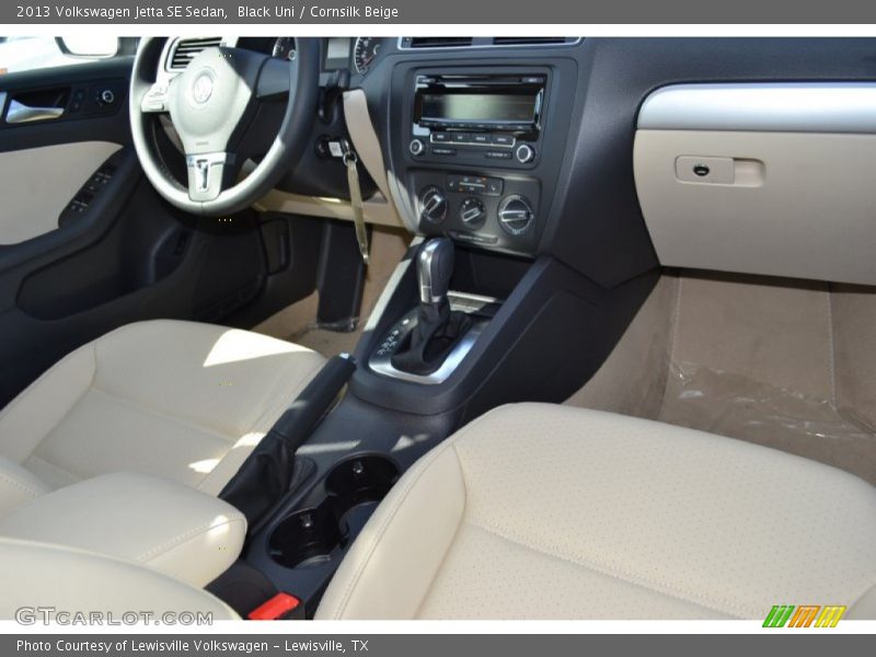 Black Uni / Cornsilk Beige 2013 Volkswagen Jetta SE Sedan