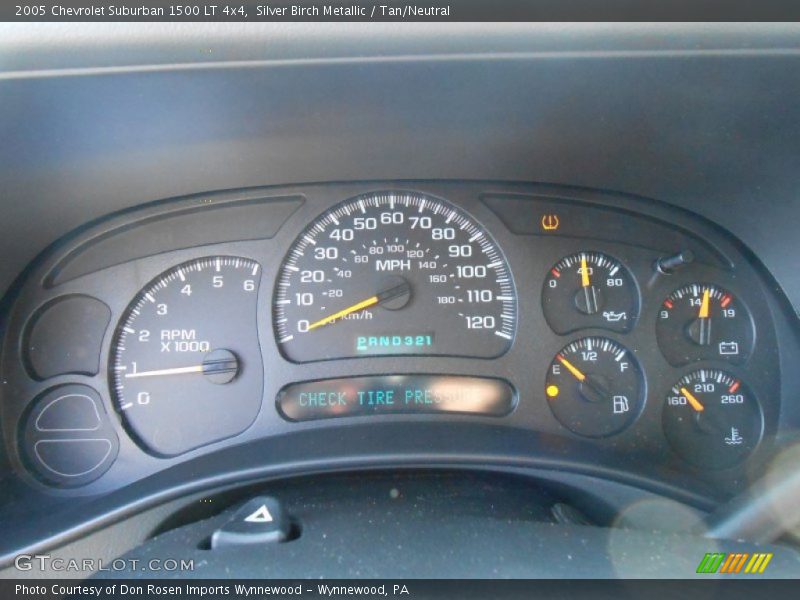  2005 Suburban 1500 LT 4x4 1500 LT 4x4 Gauges