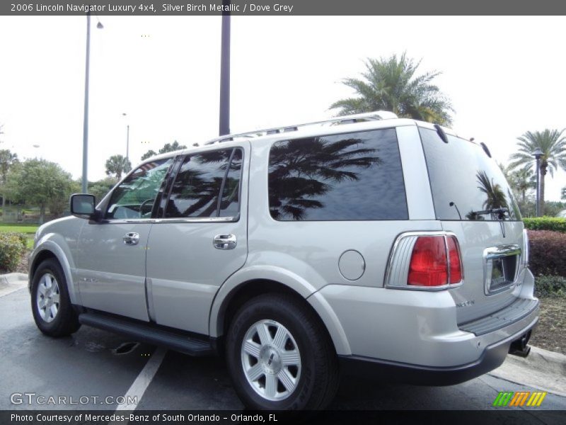 Silver Birch Metallic / Dove Grey 2006 Lincoln Navigator Luxury 4x4