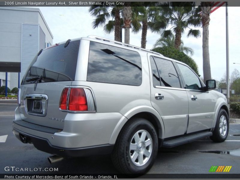 Silver Birch Metallic / Dove Grey 2006 Lincoln Navigator Luxury 4x4