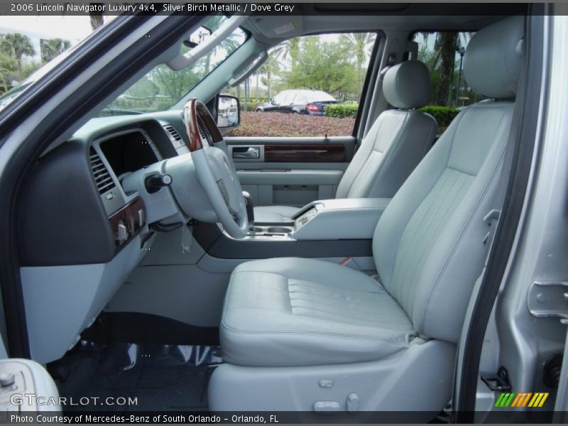  2006 Navigator Luxury 4x4 Dove Grey Interior