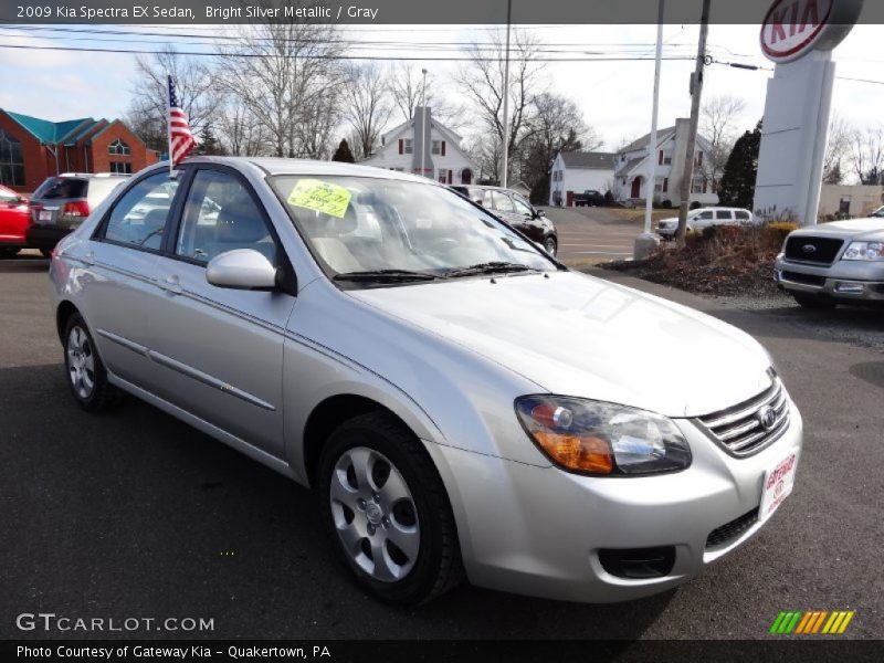 Bright Silver Metallic / Gray 2009 Kia Spectra EX Sedan