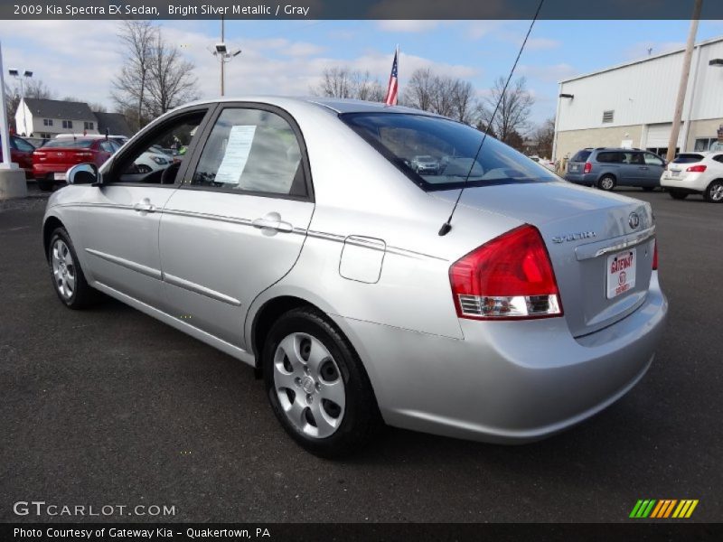 Bright Silver Metallic / Gray 2009 Kia Spectra EX Sedan