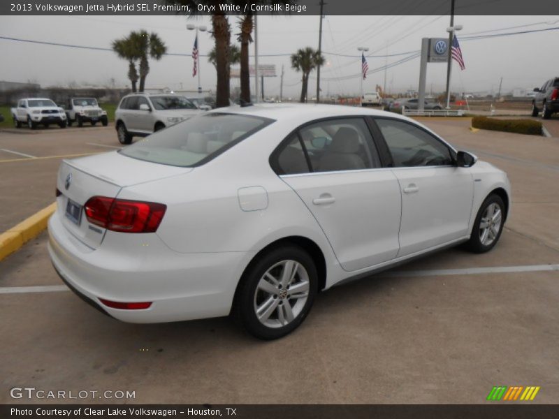 Oryx White / Cornsilk Beige 2013 Volkswagen Jetta Hybrid SEL Premium