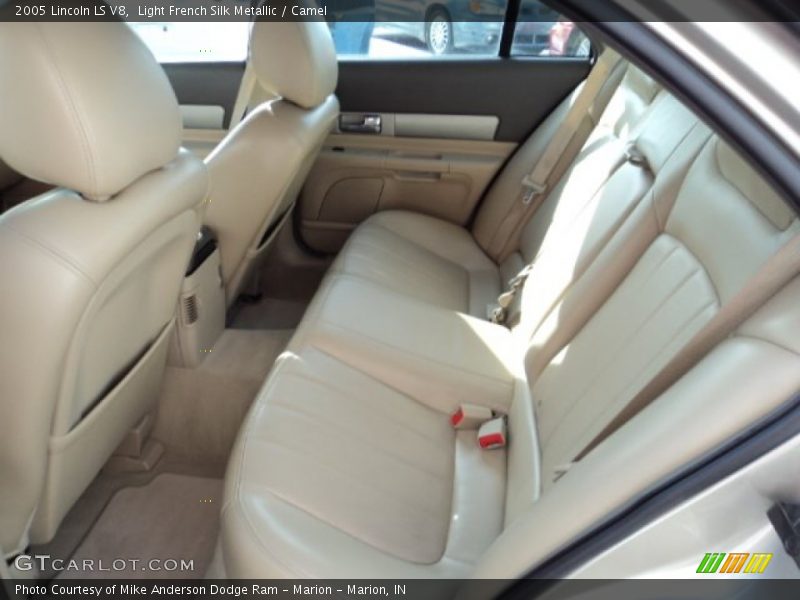 Light French Silk Metallic / Camel 2005 Lincoln LS V8