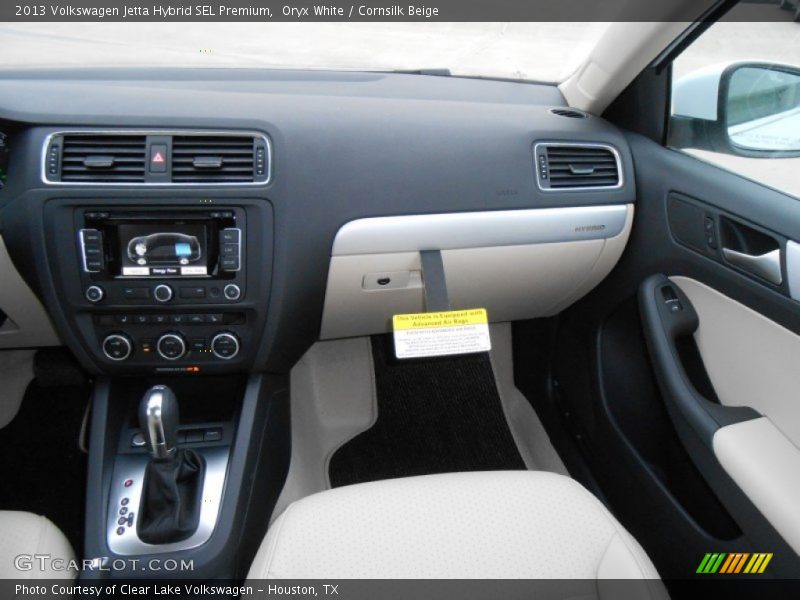 Oryx White / Cornsilk Beige 2013 Volkswagen Jetta Hybrid SEL Premium