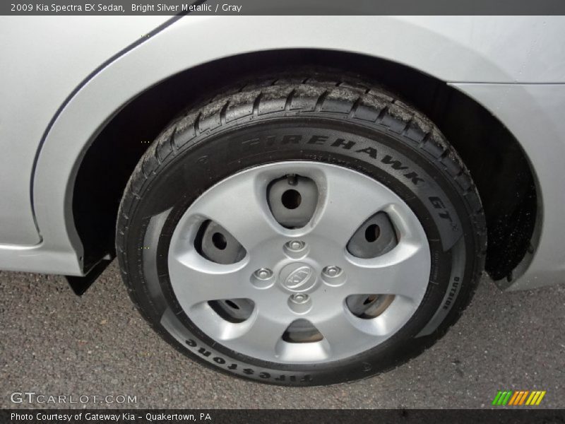 Bright Silver Metallic / Gray 2009 Kia Spectra EX Sedan