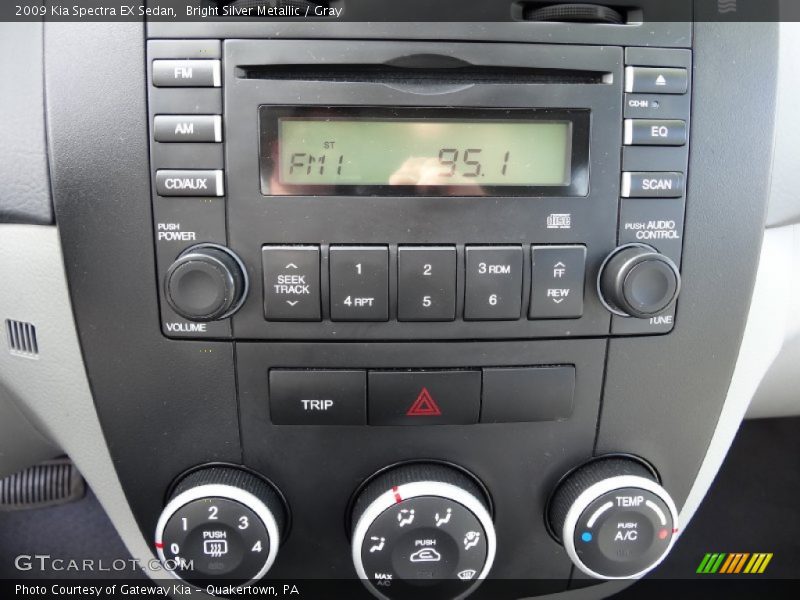 Bright Silver Metallic / Gray 2009 Kia Spectra EX Sedan