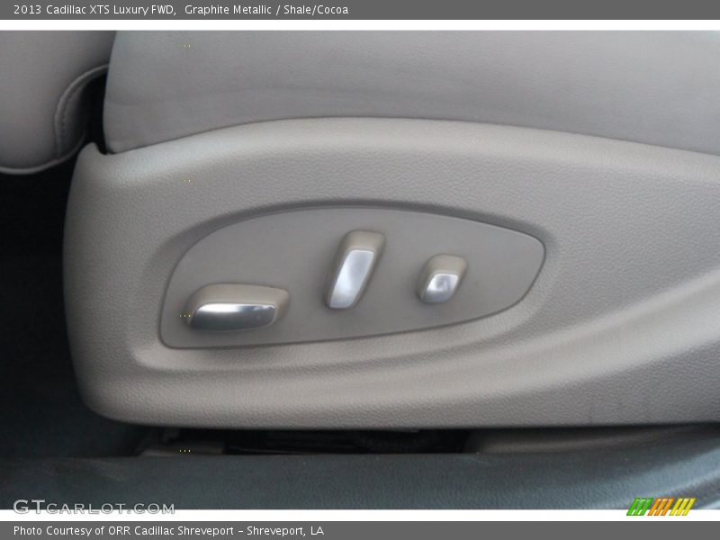 Graphite Metallic / Shale/Cocoa 2013 Cadillac XTS Luxury FWD