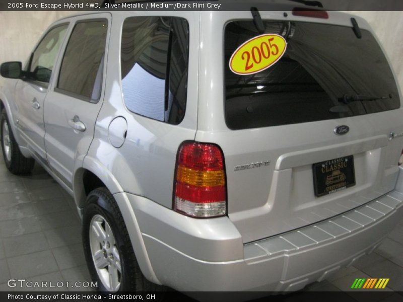 Silver Metallic / Medium/Dark Flint Grey 2005 Ford Escape Hybrid 4WD