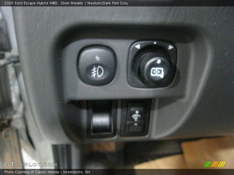 Silver Metallic / Medium/Dark Flint Grey 2005 Ford Escape Hybrid 4WD