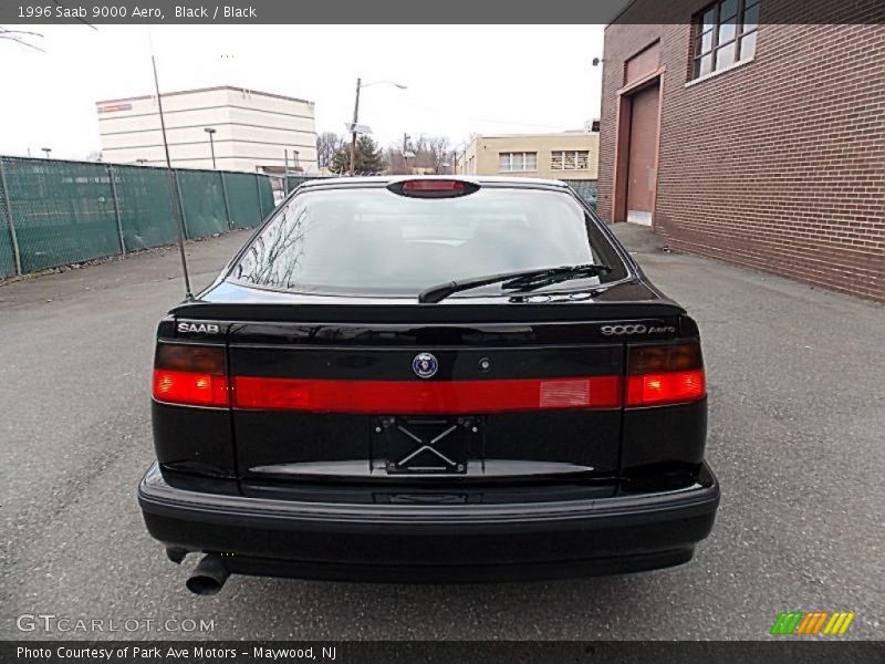 Black / Black 1996 Saab 9000 Aero