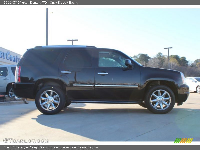Onyx Black / Ebony 2011 GMC Yukon Denali AWD
