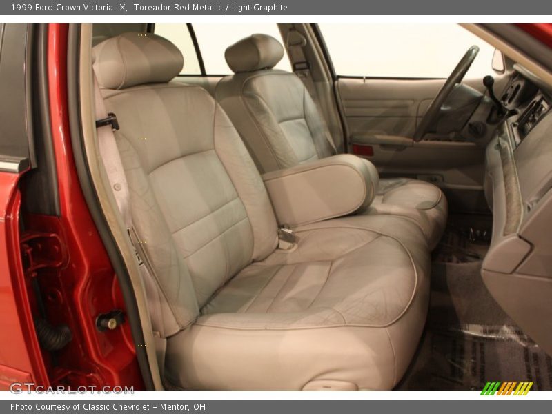 Toreador Red Metallic / Light Graphite 1999 Ford Crown Victoria LX
