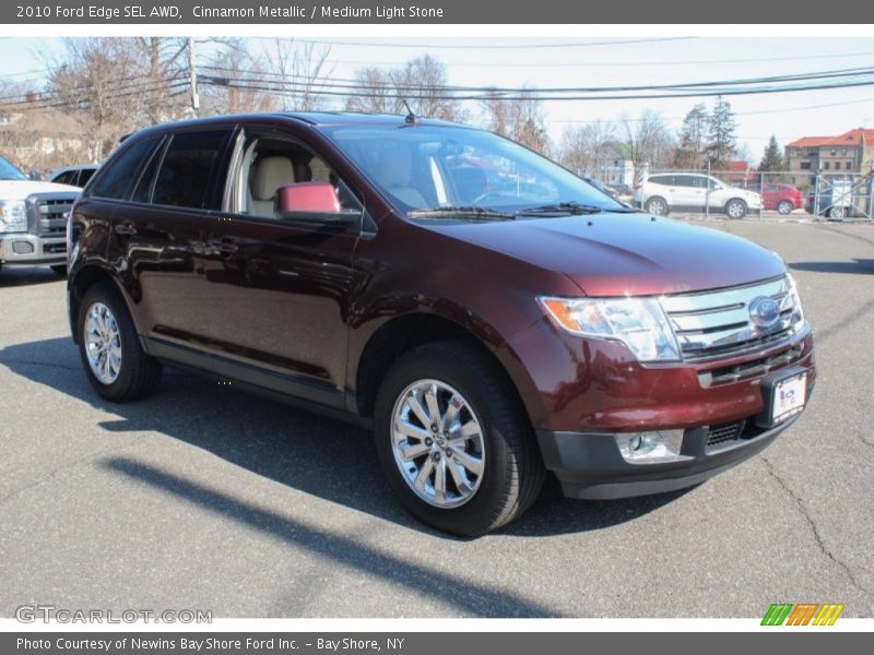 Front 3/4 View of 2010 Edge SEL AWD