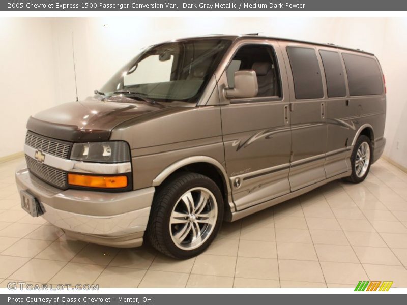 Dark Gray Metallic / Medium Dark Pewter 2005 Chevrolet Express 1500 Passenger Conversion Van