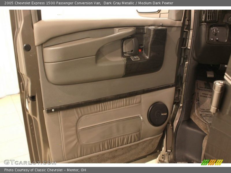 Dark Gray Metallic / Medium Dark Pewter 2005 Chevrolet Express 1500 Passenger Conversion Van