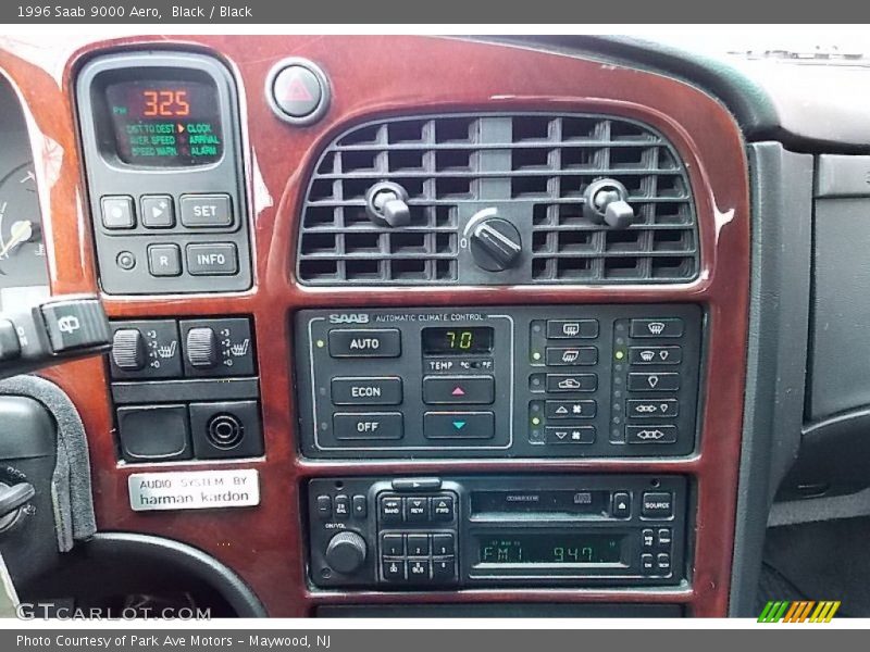 Controls of 1996 9000 Aero