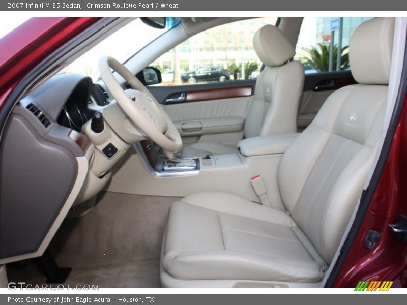 Front Seat of 2007 M 35 Sedan