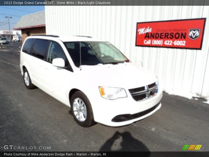 Stone White / Black/Light Graystone 2013 Dodge Grand Caravan SXT