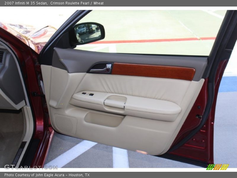Door Panel of 2007 M 35 Sedan