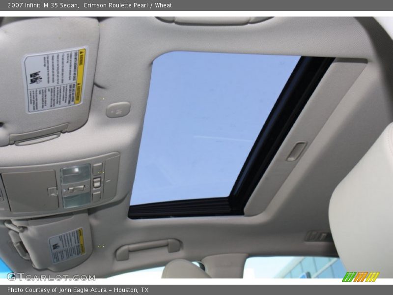 Sunroof of 2007 M 35 Sedan