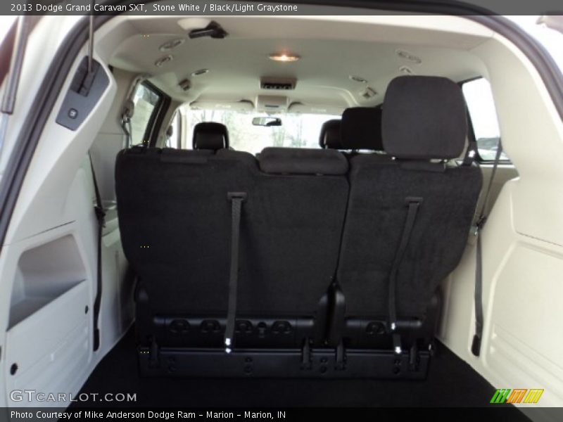 Stone White / Black/Light Graystone 2013 Dodge Grand Caravan SXT