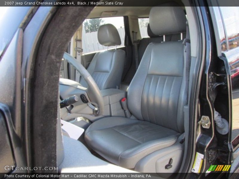 Front Seat of 2007 Grand Cherokee Laredo 4x4
