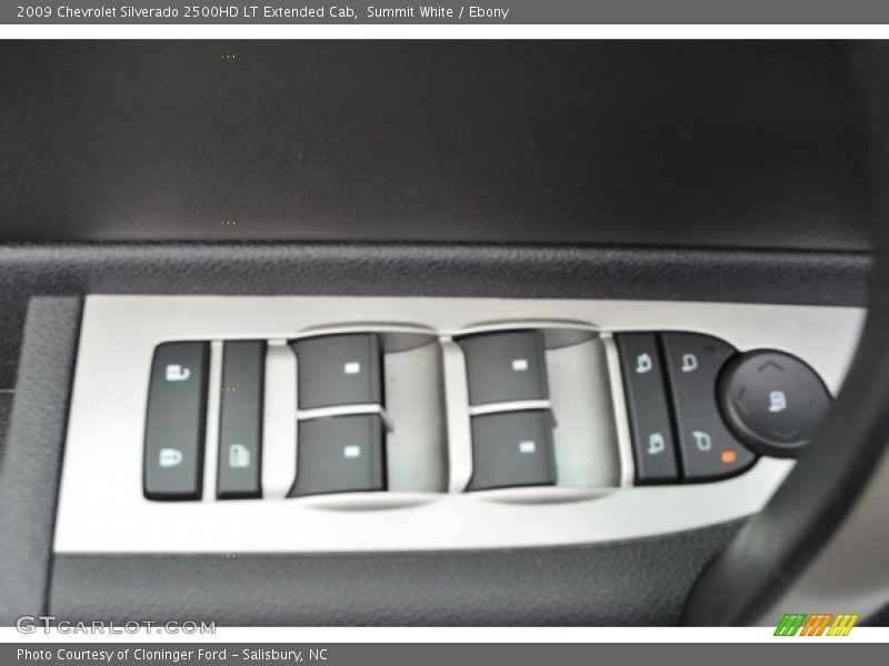 Summit White / Ebony 2009 Chevrolet Silverado 2500HD LT Extended Cab