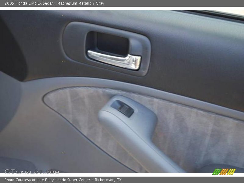 Magnesium Metallic / Gray 2005 Honda Civic LX Sedan