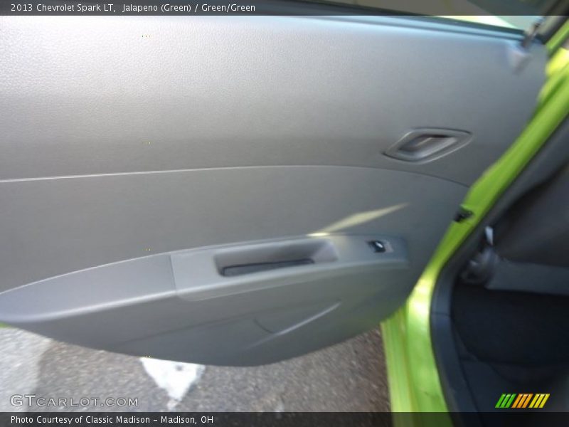 Jalapeno (Green) / Green/Green 2013 Chevrolet Spark LT
