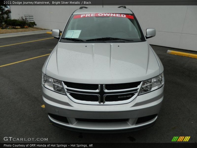 Bright Silver Metallic / Black 2011 Dodge Journey Mainstreet