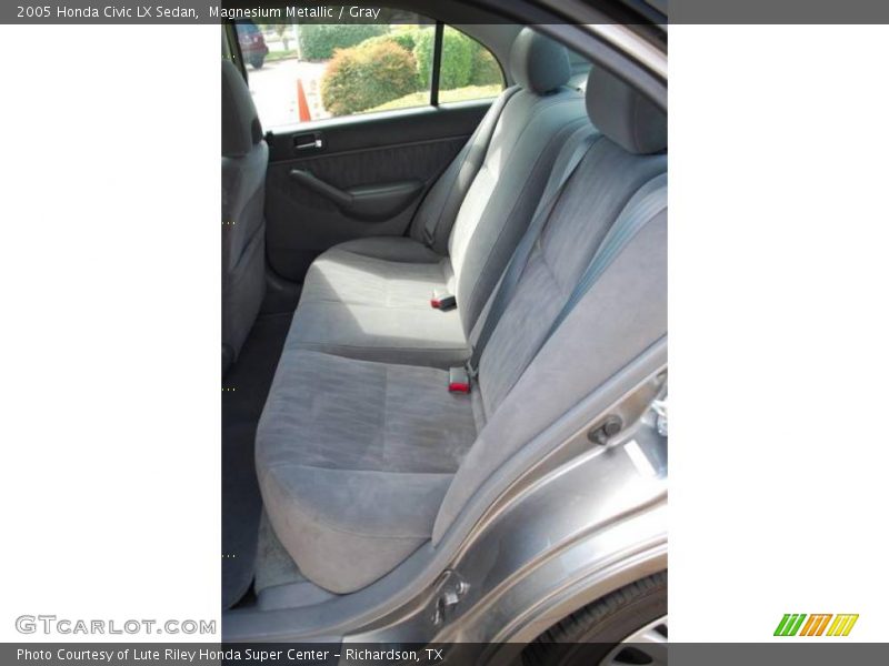 Magnesium Metallic / Gray 2005 Honda Civic LX Sedan
