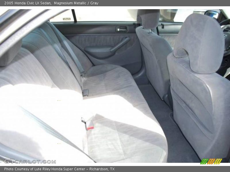 Magnesium Metallic / Gray 2005 Honda Civic LX Sedan