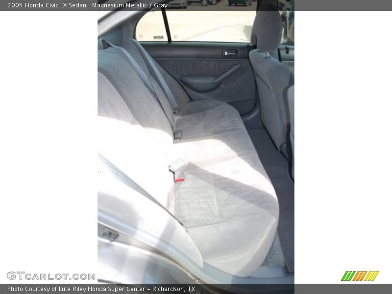 Magnesium Metallic / Gray 2005 Honda Civic LX Sedan