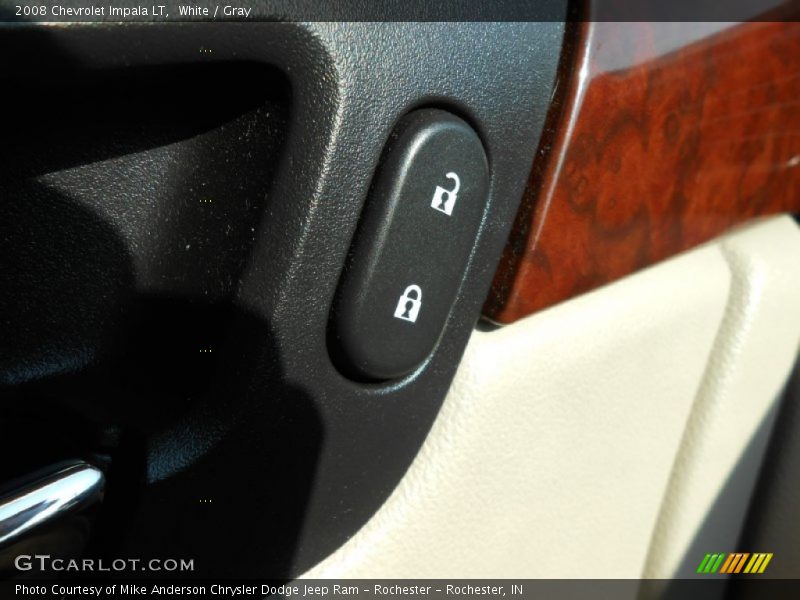 White / Gray 2008 Chevrolet Impala LT