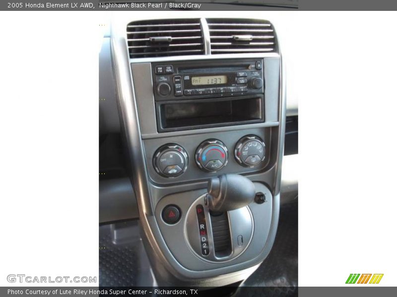 Nighthawk Black Pearl / Black/Gray 2005 Honda Element LX AWD