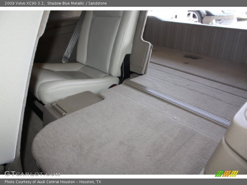 Shadow Blue Metallic / Sandstone 2009 Volvo XC90 3.2