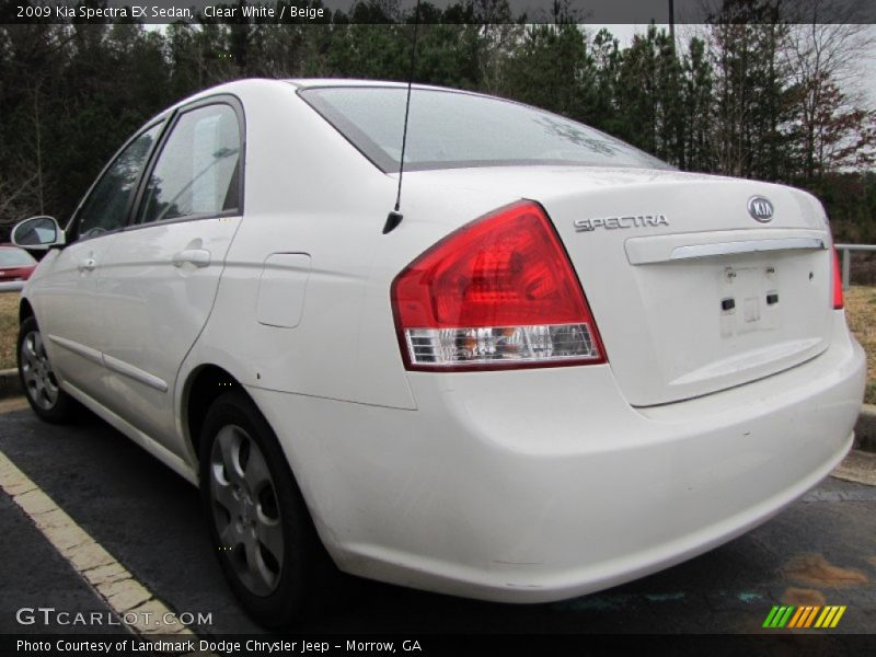Clear White / Beige 2009 Kia Spectra EX Sedan