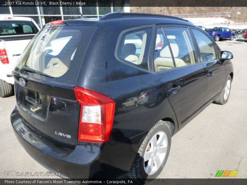 Black Cherry / Beige 2007 Kia Rondo LX V6