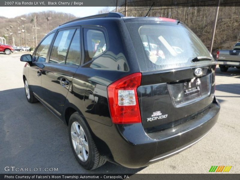 Black Cherry / Beige 2007 Kia Rondo LX V6