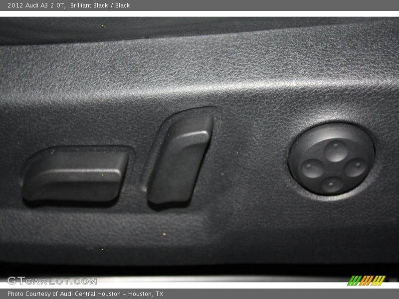 Brilliant Black / Black 2012 Audi A3 2.0T