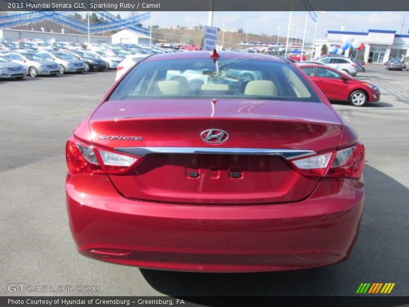Sparkling Ruby / Camel 2013 Hyundai Sonata GLS