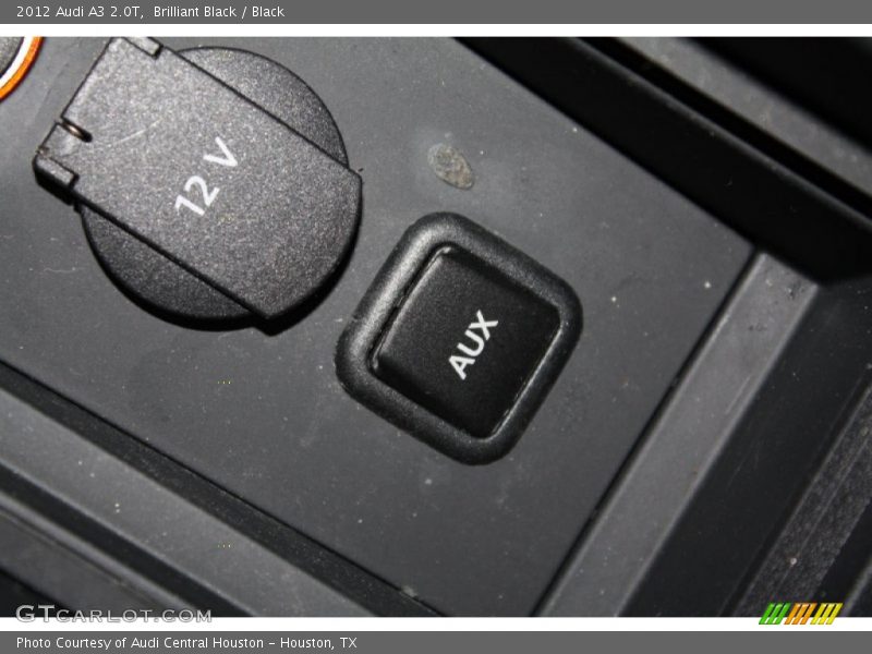 Brilliant Black / Black 2012 Audi A3 2.0T