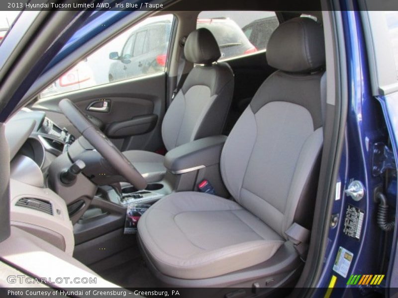Front Seat of 2013 Tucson Limited AWD