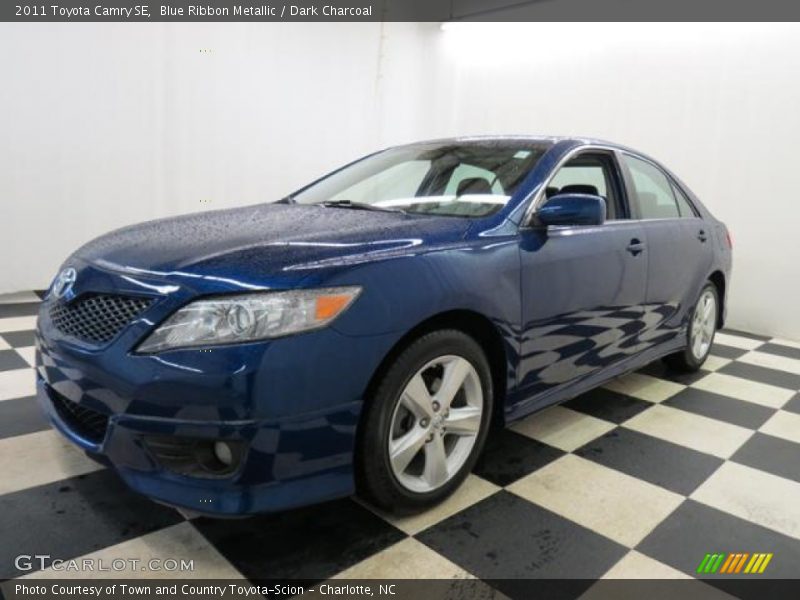 Blue Ribbon Metallic / Dark Charcoal 2011 Toyota Camry SE