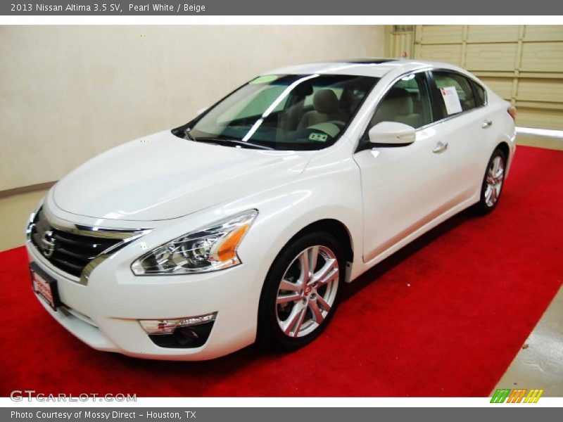 Pearl White / Beige 2013 Nissan Altima 3.5 SV