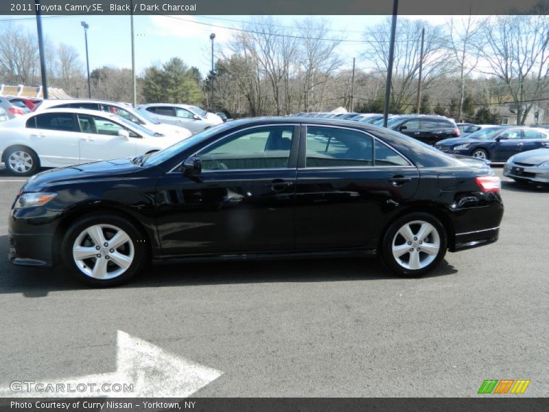 Black / Dark Charcoal 2011 Toyota Camry SE
