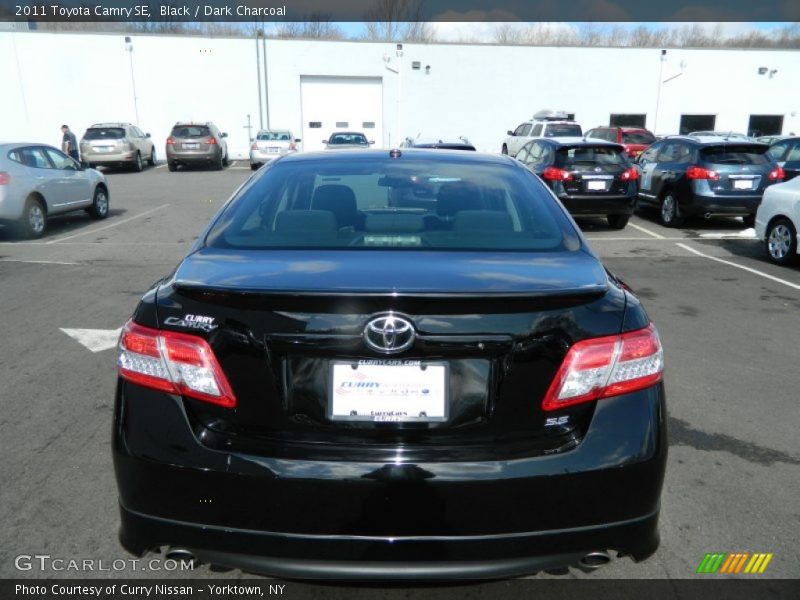 Black / Dark Charcoal 2011 Toyota Camry SE